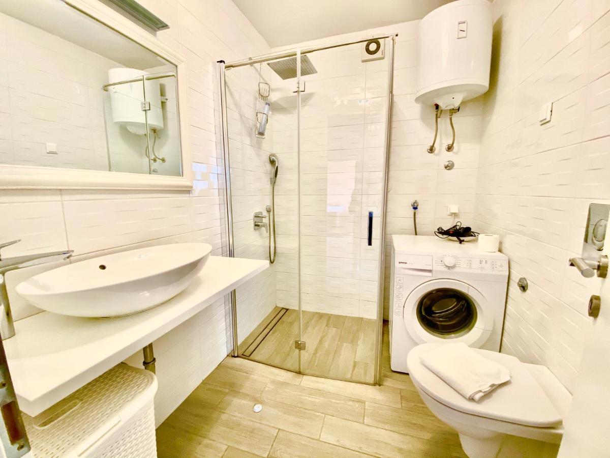 The View Apartment Дубровник Екстериор снимка